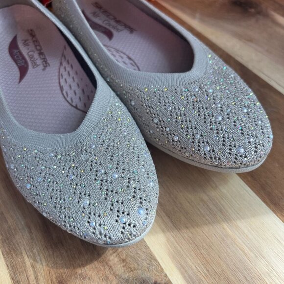 Skechers Womens Arch Fit Cleo - Glitzy Sky Flats Sz 6 in Taupe Textile/Synthetic - Picture 4 of 10